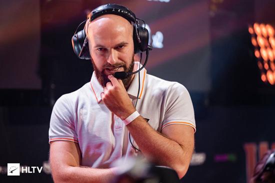 中国电竞用户规模突破5亿 半年收入超700亿